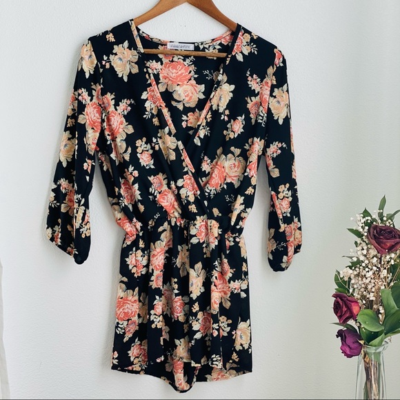 Perfect Spring Romper - Picture 2 of 4